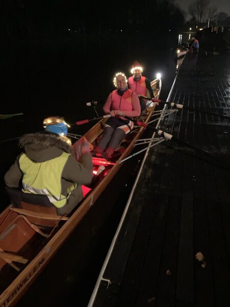 1-2025-12-11-lichtjestocht