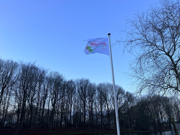 nieuwe-vlag-bij-woudmansdiep